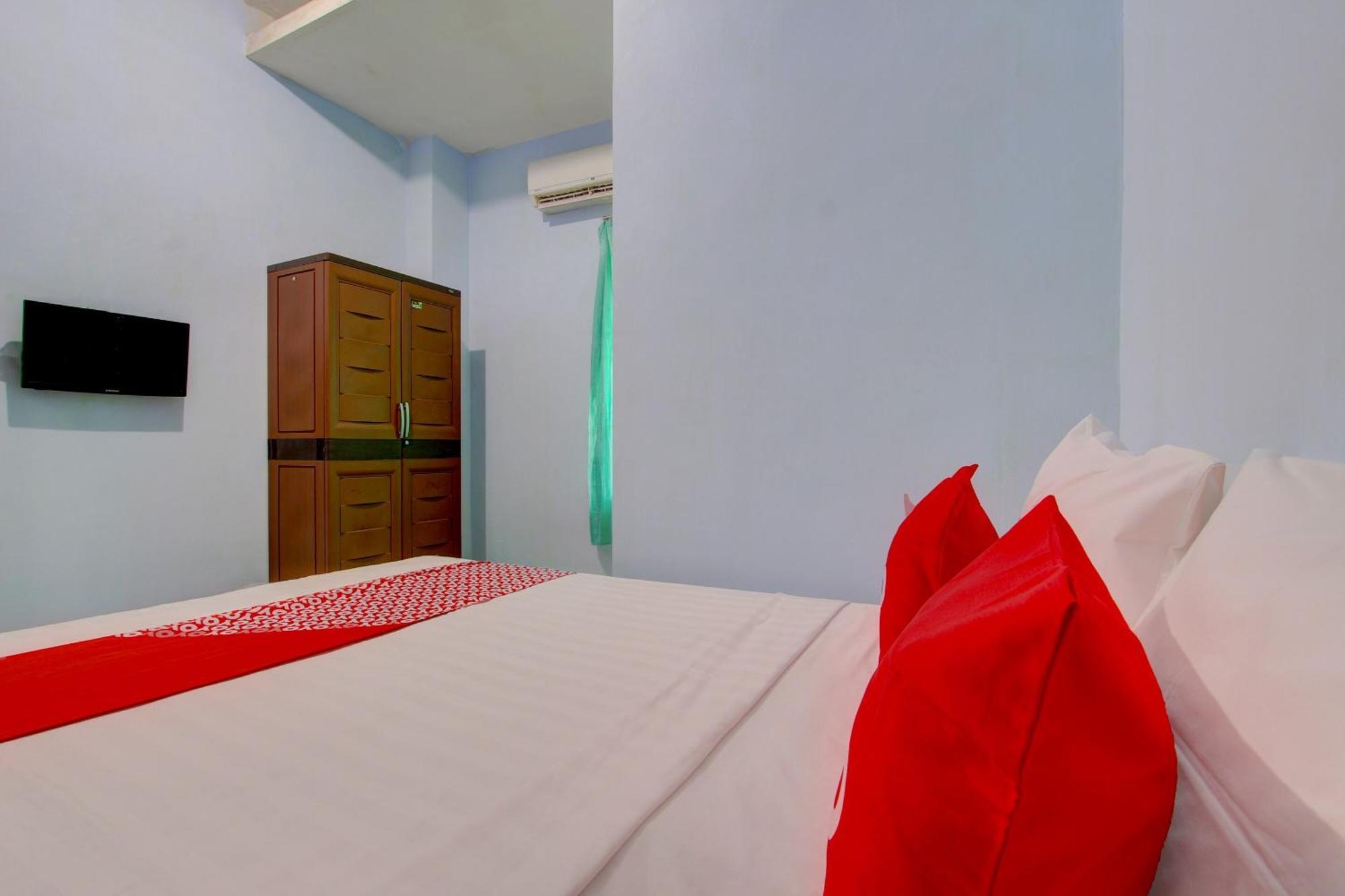 Super Oyo 93012 Griya Kencana Asri Syariah Lawean Esterno foto